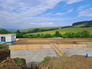 Obrázok Prebiehajúci projekt v Liptovských Beharovciach