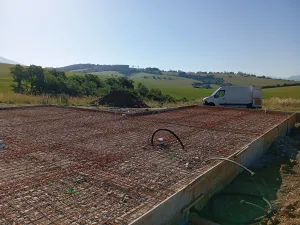 Obrázok Realizácia základových platní, Liptovské Beharovce